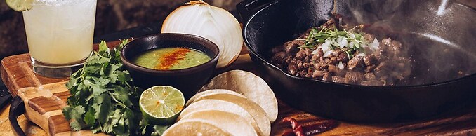 Lux Townhome Next to Village by Sierra Getaways