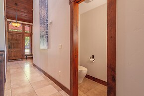 Lux Townhome Next to Village by Sierra Getaways