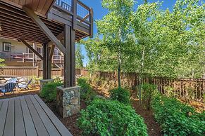 Lux Townhome Next to Village by Sierra Getaways