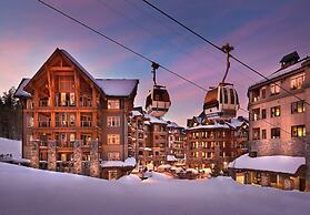 Lux Townhome Next to Village by Sierra Getaways