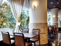 ROYAL PINES HOTEL CHIBA