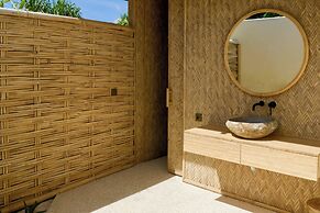 The Cabins Sandy Bay