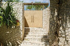 The Cabins Sandy Bay