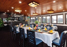 Garden Bay Legend 2 cruise