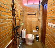 Tropical House and Mini Golf Yogyakarta