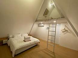 Tropical House and Mini Golf Yogyakarta