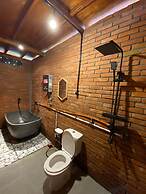 Tropical House and Mini Golf Yogyakarta