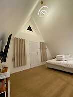 Tropical House and Mini Golf Yogyakarta