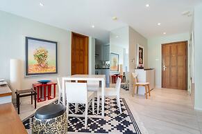 Laguna 2BR Apartment 2223 in Allamanda 2