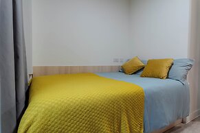 Student Only, Ensuite-in a Stylish Apartment