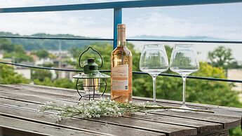 Ganghwado Happyvilly Pension