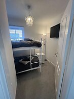 Ayr Refurbished May 2024 3 Bedroom 140m2 Detached House With Private G