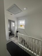 Ayr Refurbished May 2024 3 Bedroom 140m2 Detached House With Private G