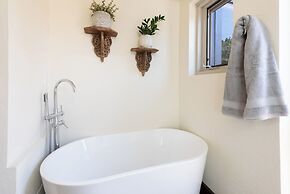 Arcadia 6BR Paradise Pool