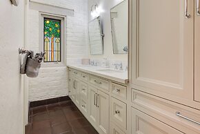 Arcadia 6BR Paradise Pool