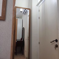 STUDIOS OR PRIVATE ROOMS