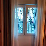 STUDIOS OR PRIVATE ROOMS