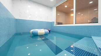 Gapyeong Nomadrium Poolvilla Pension