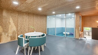 Gapyeong Nomadrium Poolvilla Pension