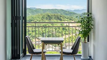 Gapyeong Nomadrium Poolvilla Pension