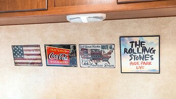 Gyeongju Yongcheonsu Caravan