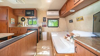 Gyeongju Yongcheonsu Caravan