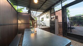 Gyeongju Yongcheonsu Caravan