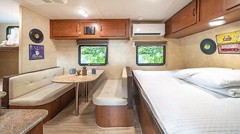 Gyeongju Yongcheonsu Caravan