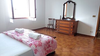 Domo de Istiu in Olmedo