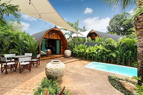 Tropical Chalet 2BR Pool Villa Pasak 2