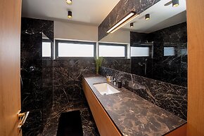 MEDITERANA Art Deco Resort