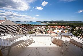 MEDITERANA Art Deco Resort