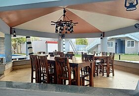 Coastal Grand La Flora Beach Resort