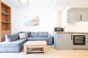 Spacious 3-bedroom Dual Apartment in City Centre