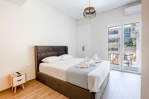 Spacious 3-bedroom Dual Apartment in City Centre