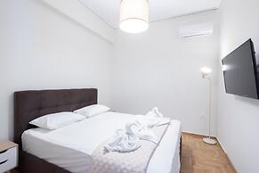 Spacious 3-bedroom Dual Apartment in City Centre