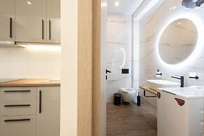 Spacious 3-bedroom Dual Apartment in City Centre