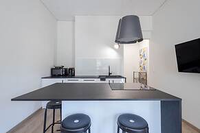 Spacious 3-bedroom Dual Apartment in City Centre