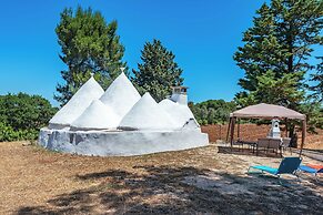 Trullo del Bosco In Martina Franca