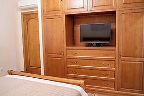 Elegância & Carros Hotel