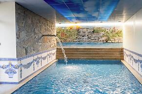 Elegância & Carros Hotel