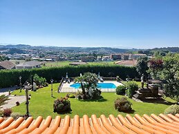 Elegância & Carros Hotel