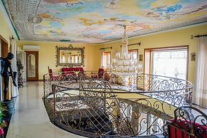 Elegância & Carros Hotel