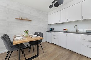 Dziwnów SPA & Parking by Renters