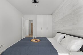 Dziwnów SPA & Parking by Renters