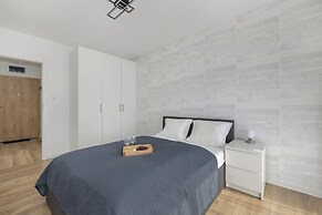 Dziwnów SPA & Parking by Renters