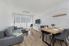 Dziwnów SPA & Parking by Renters