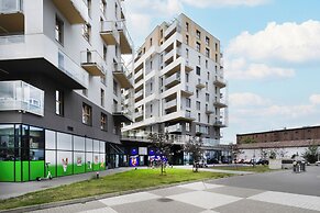 Wrocław Apartment for 4 by Renters