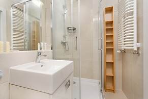 Wrocław Apartment for 4 by Renters