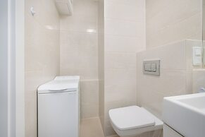 Wrocław Apartment for 4 by Renters